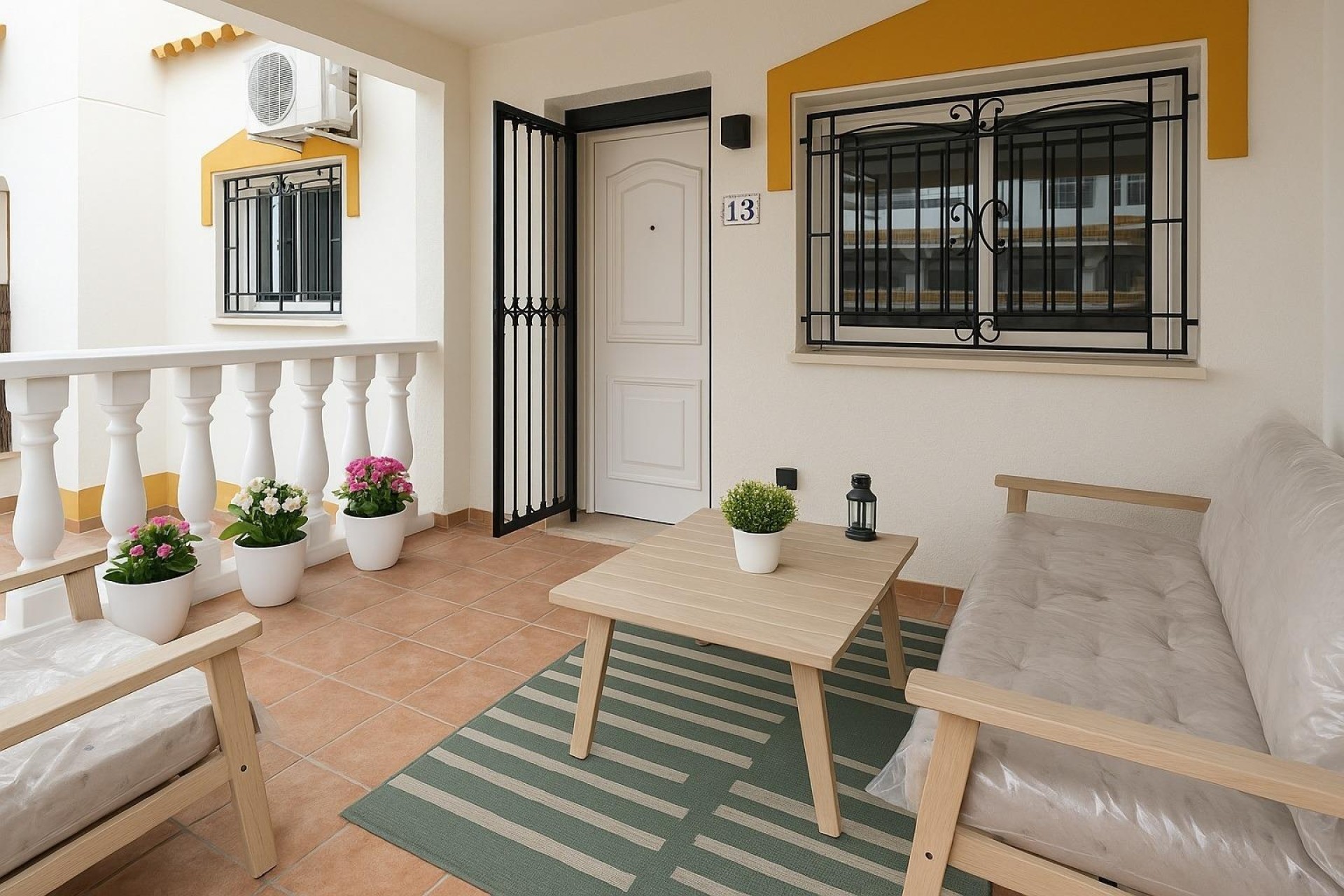 Herverkoop - Appartement / Flat -
Orihuela - Urbanización Perla del Mar