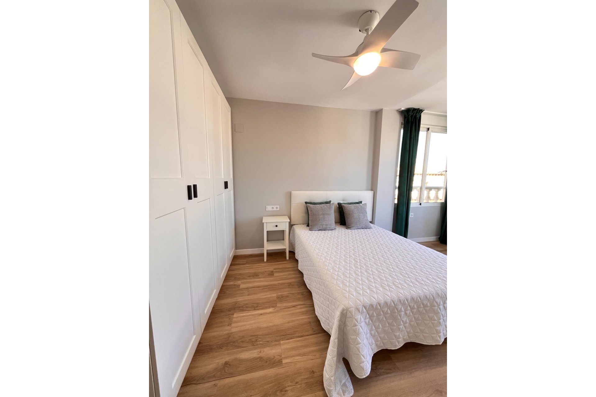Herverkoop - Appartement / Flat -
Orihuela - Urbanización Perla del Mar