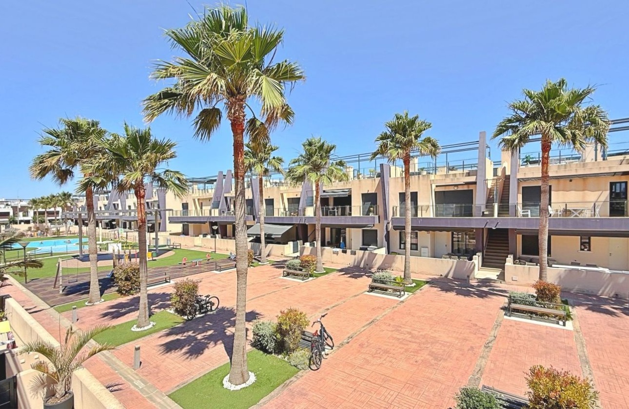 Herverkoop - Appartement / Flat -
Pilar de la Horadada - Torre de la Horadada