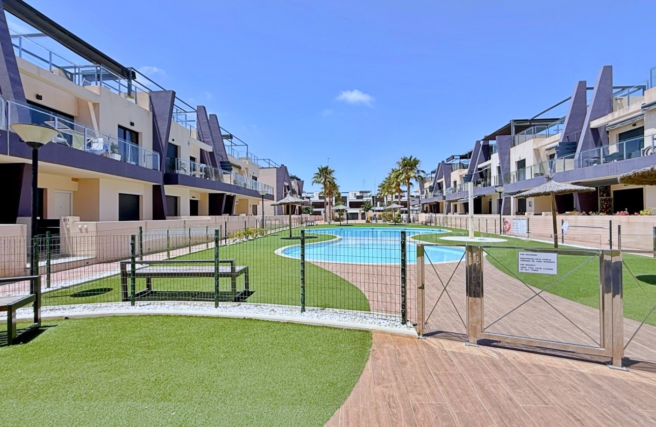 Herverkoop - Appartement / Flat -
Pilar de la Horadada - Torre de la Horadada
