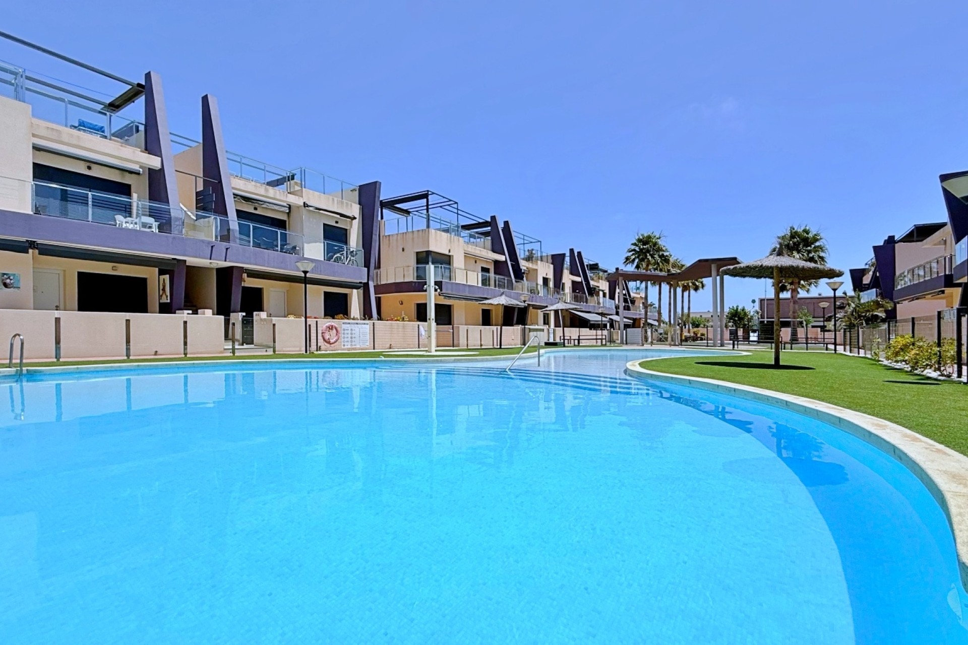 Herverkoop - Appartement / Flat -
Pilar de la Horadada - Torre de la Horadada