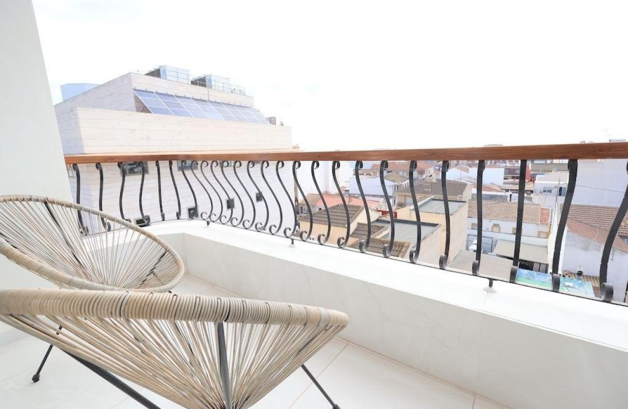 Herverkoop - Appartement / Flat -
Pilar de la Horadada - Zona Pueblo