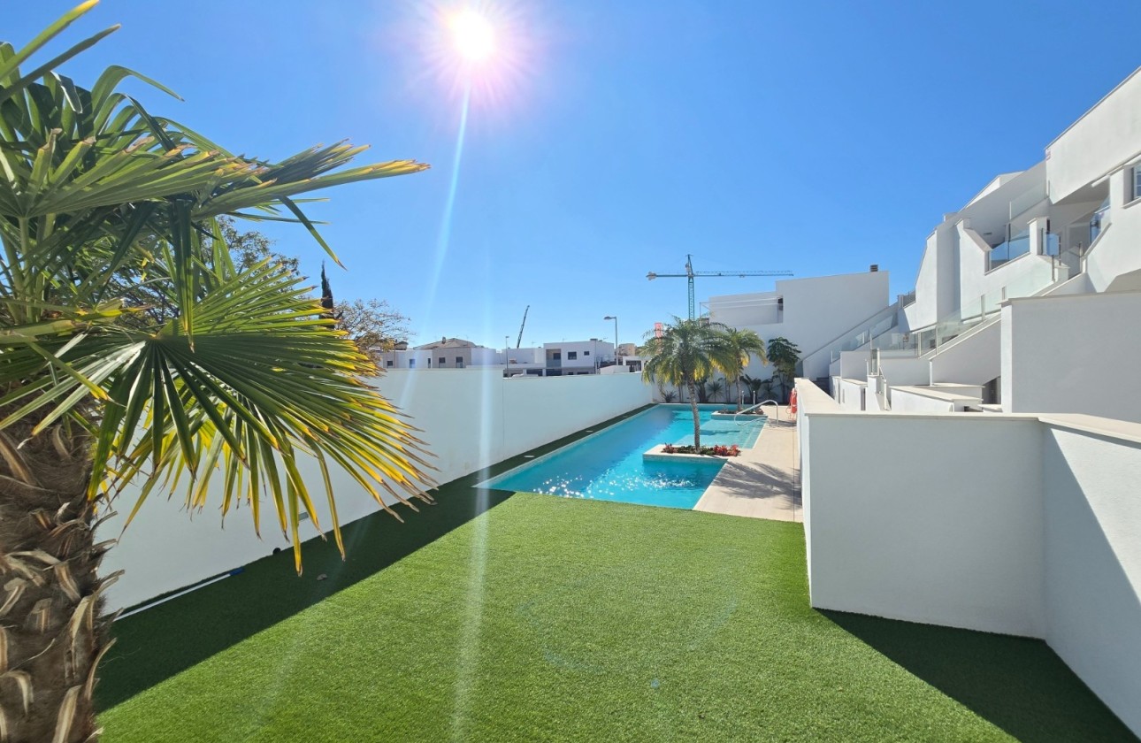 Herverkoop - Appartement / Flat -
Pilar de la Horadada *