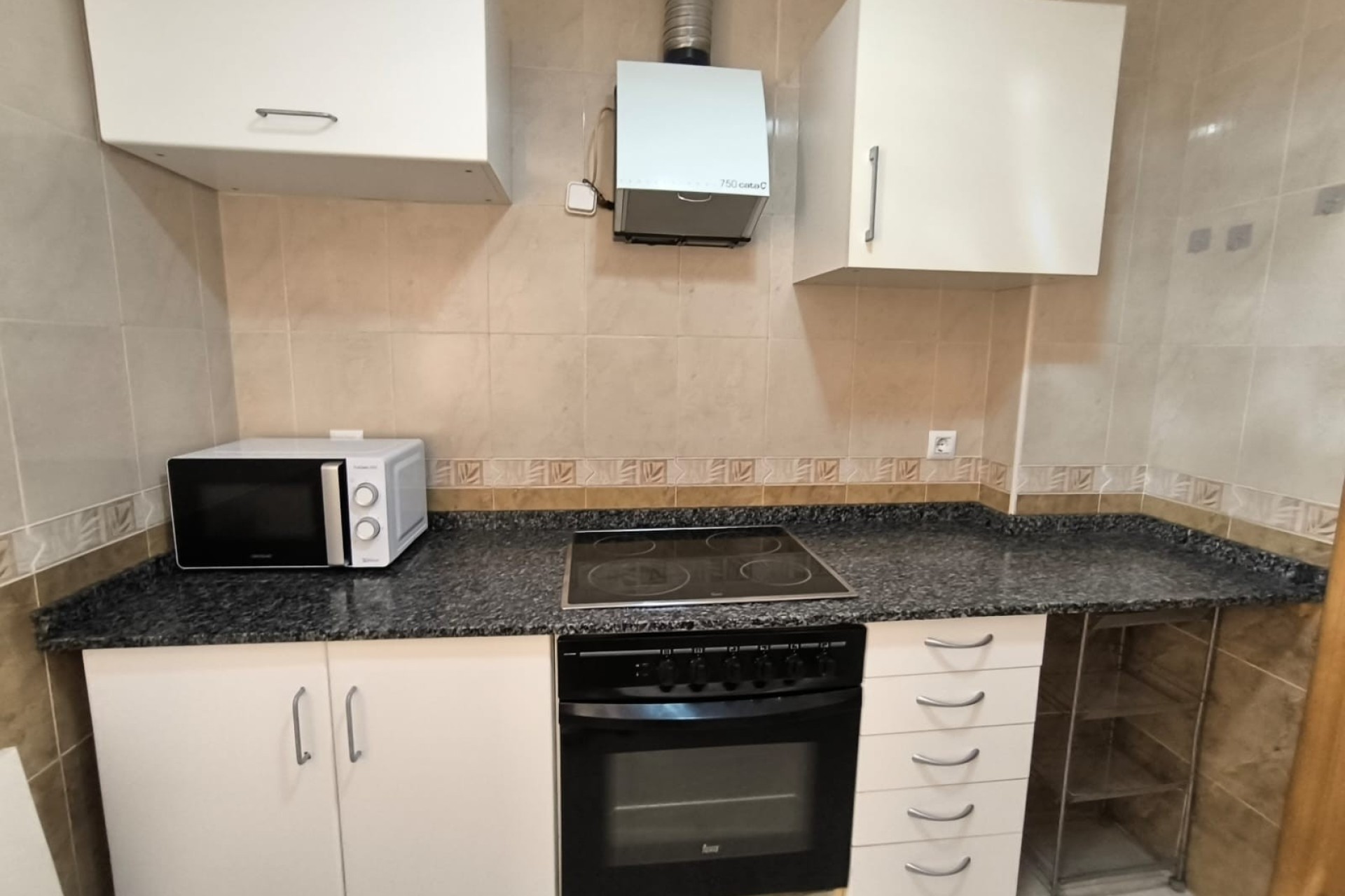 Herverkoop - Appartement / Flat -
Pinoso - Inland