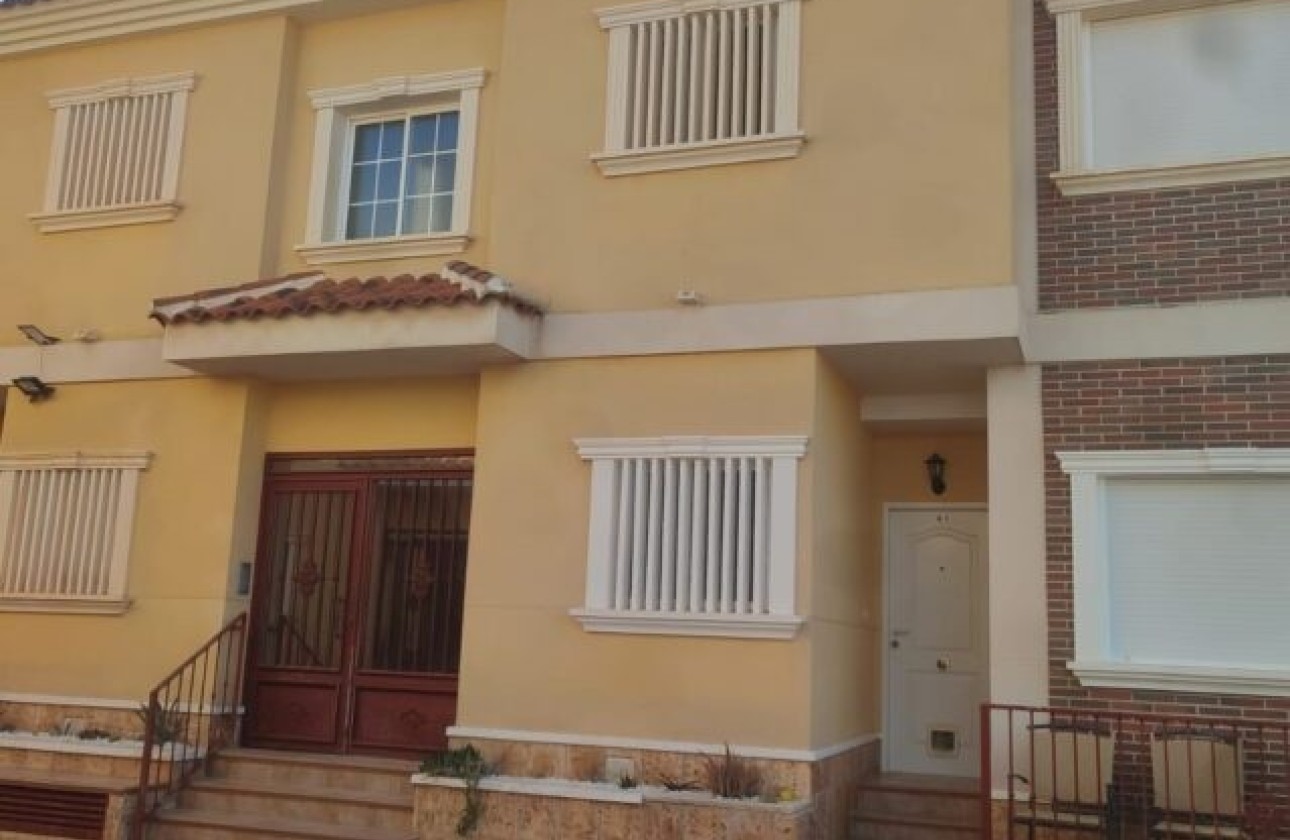 Herverkoop - Appartement / Flat -
Pinoso