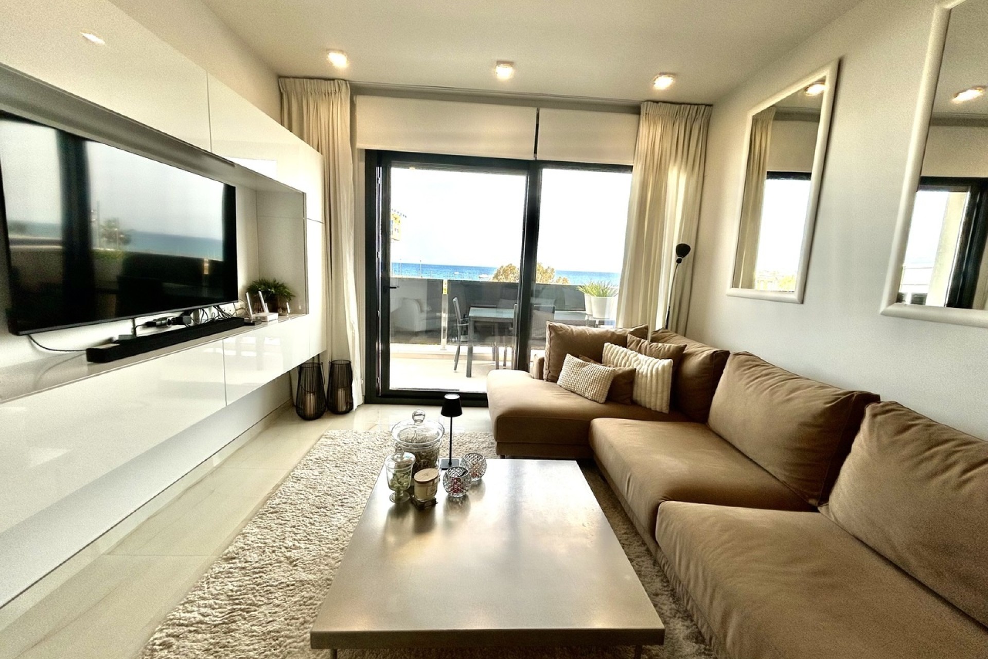 Herverkoop - Appartement / Flat -
Playa Flamenca - Costa Blanca