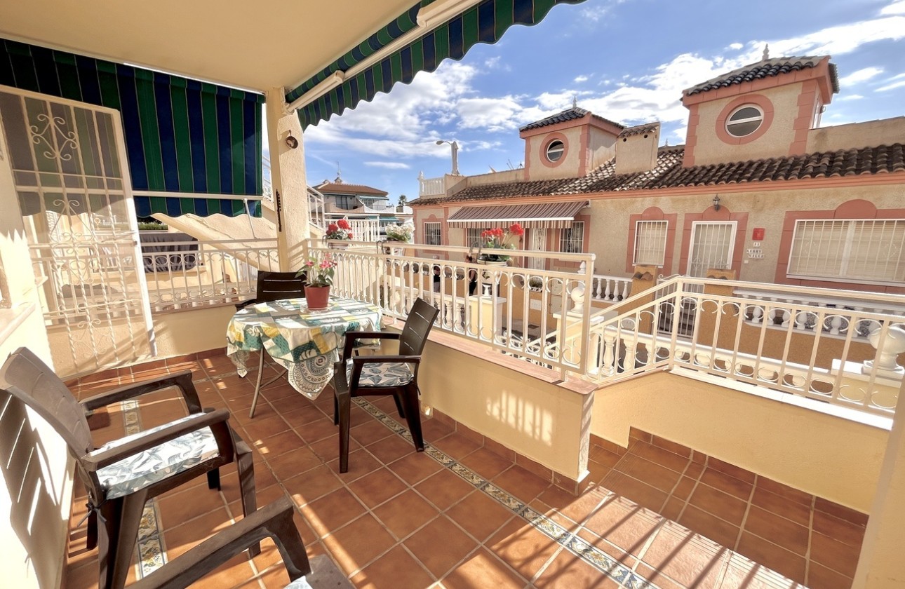 Herverkoop - Appartement / Flat -
Playa Flamenca - Costa Blanca
