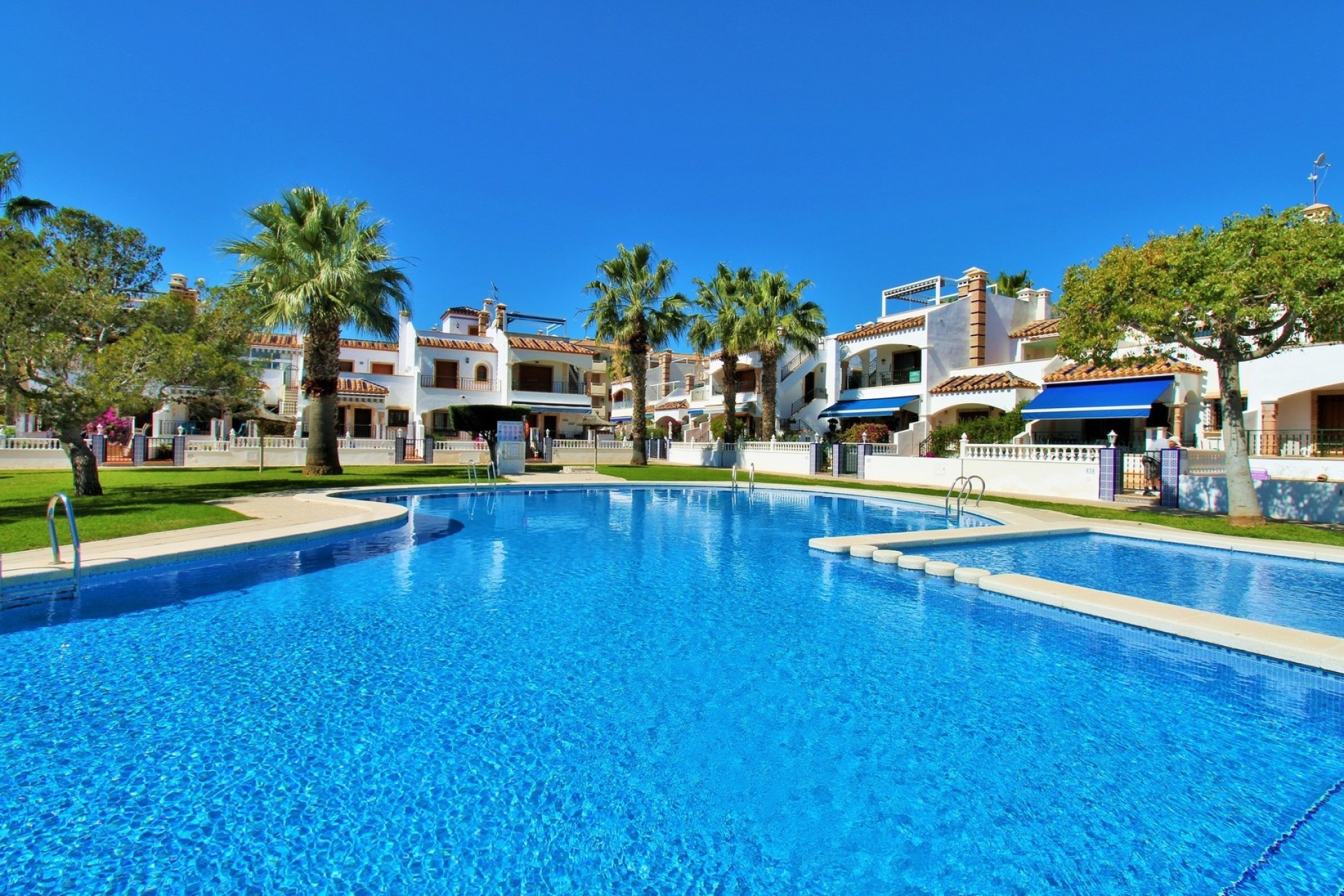 Herverkoop - Appartement / Flat -
Playa Flamenca