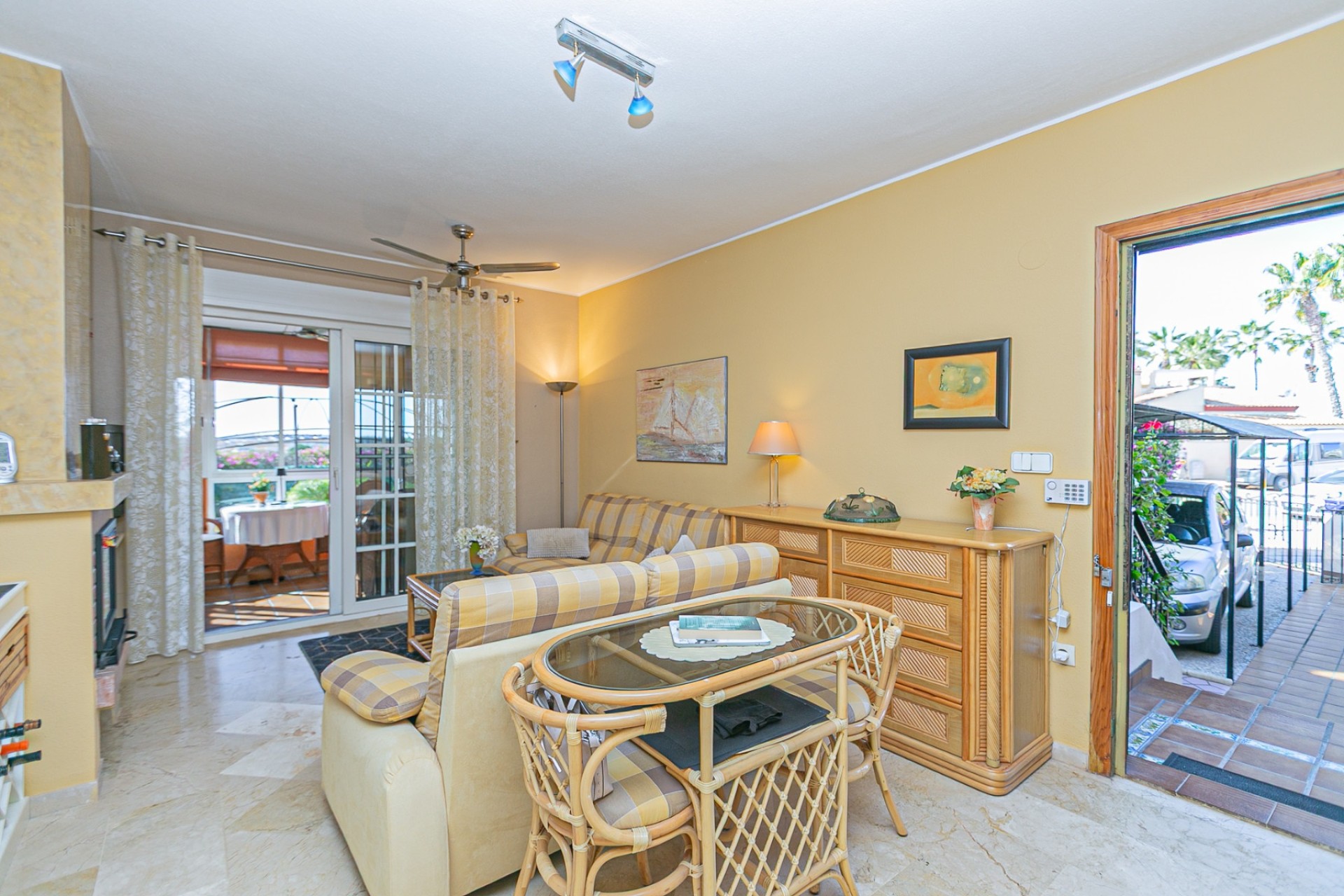 Herverkoop - Appartement / Flat -
Playa Flamenca