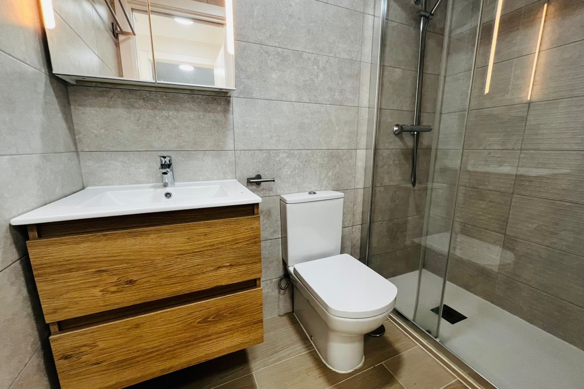 Herverkoop - Appartement / Flat -
Playa honda - Costa Calida