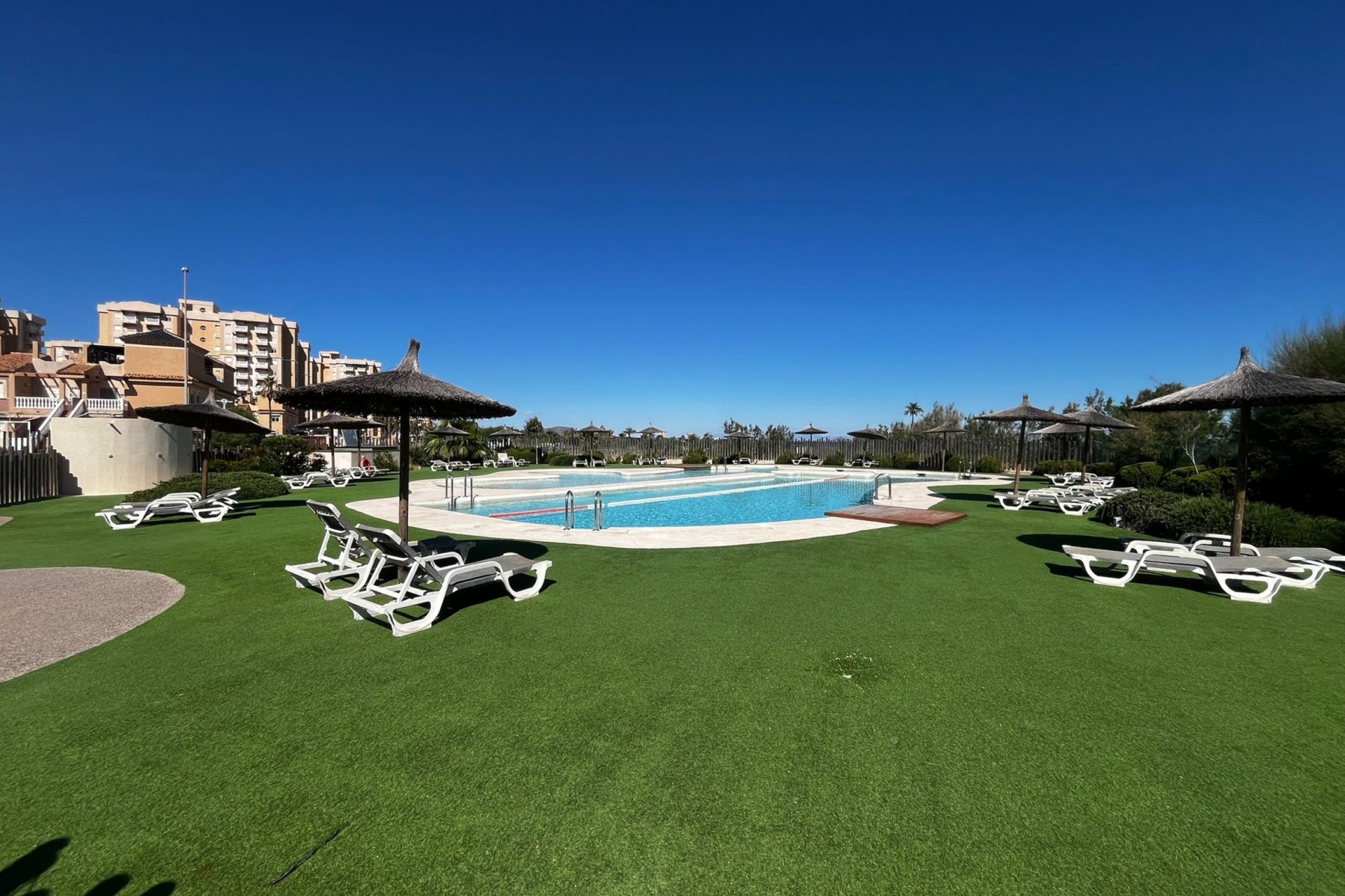 Herverkoop - Appartement / Flat -
Playa honda - Costa Calida
