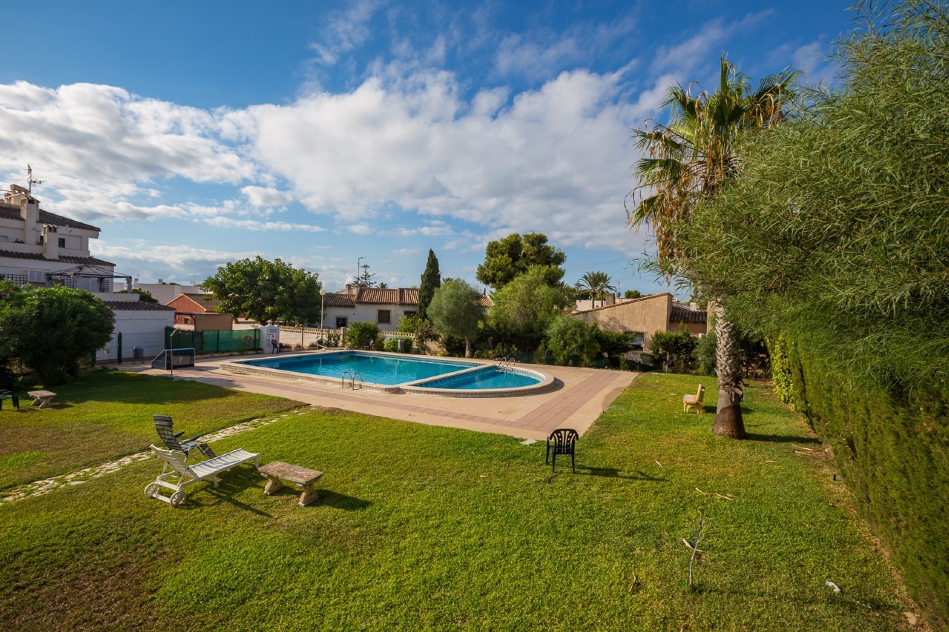 Herverkoop - Appartement / Flat -
Punta Prima - Beachside