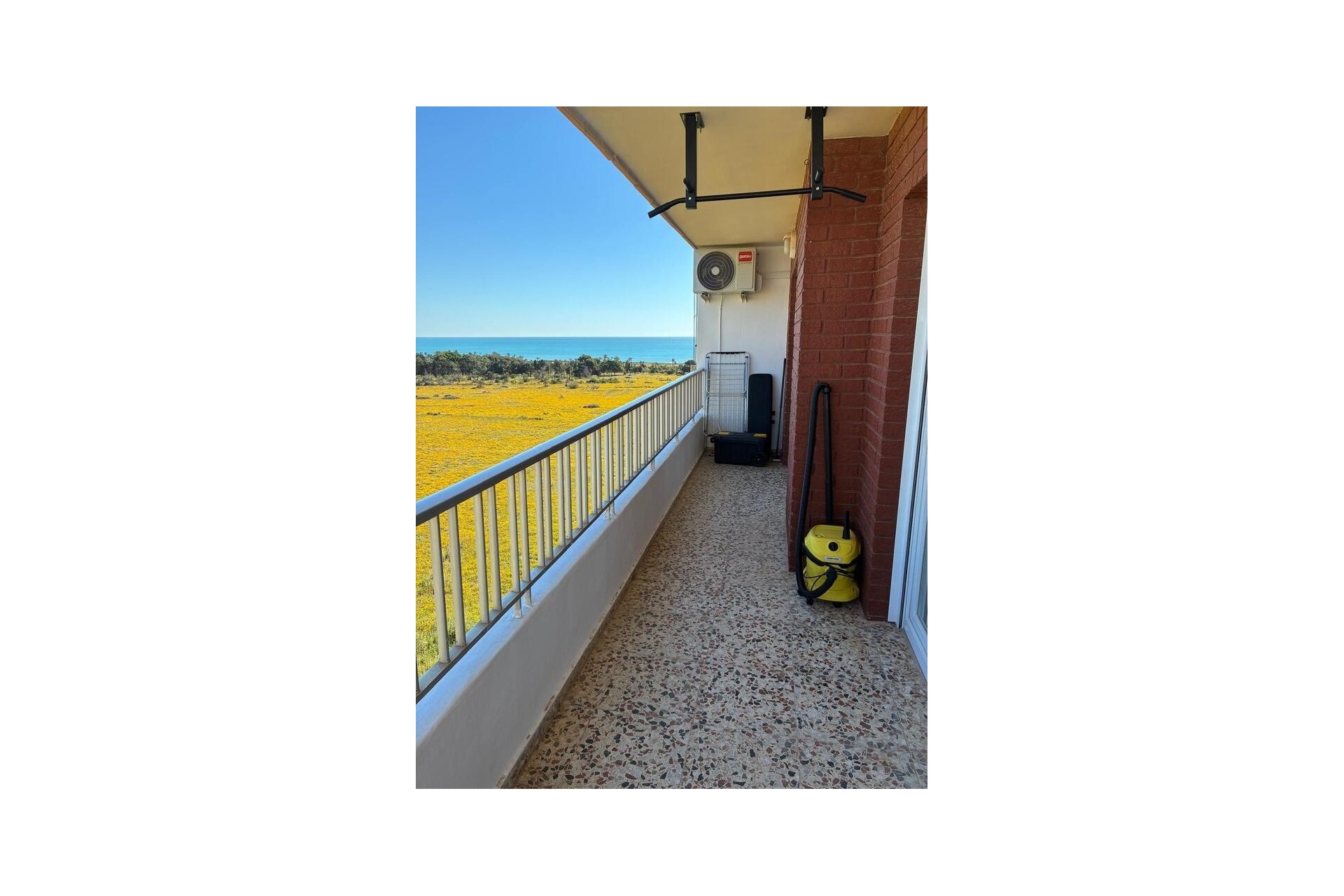Herverkoop - Appartement / Flat -
Punta Prima - Costa Blanca