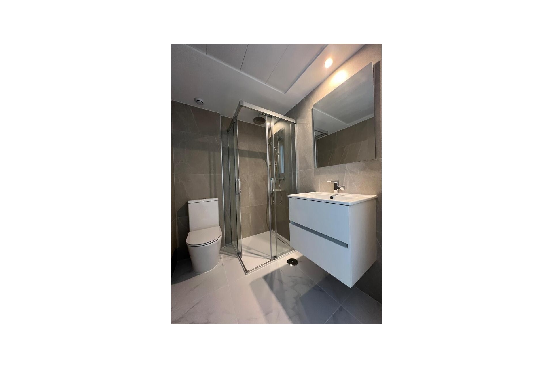Herverkoop - Appartement / Flat -
Punta Prima - Orihuela Costa