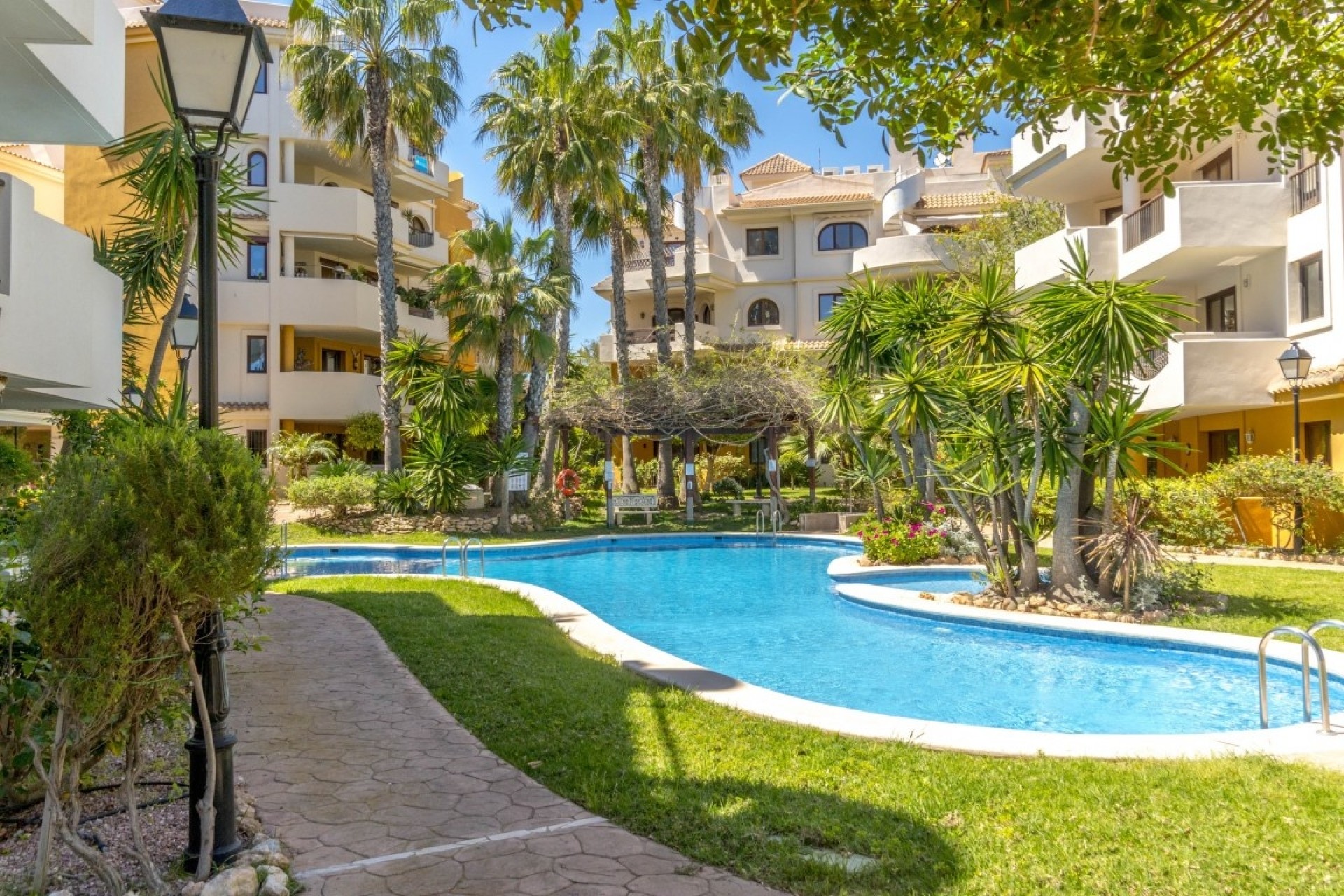 Herverkoop - Appartement / Flat -
Punta Prima