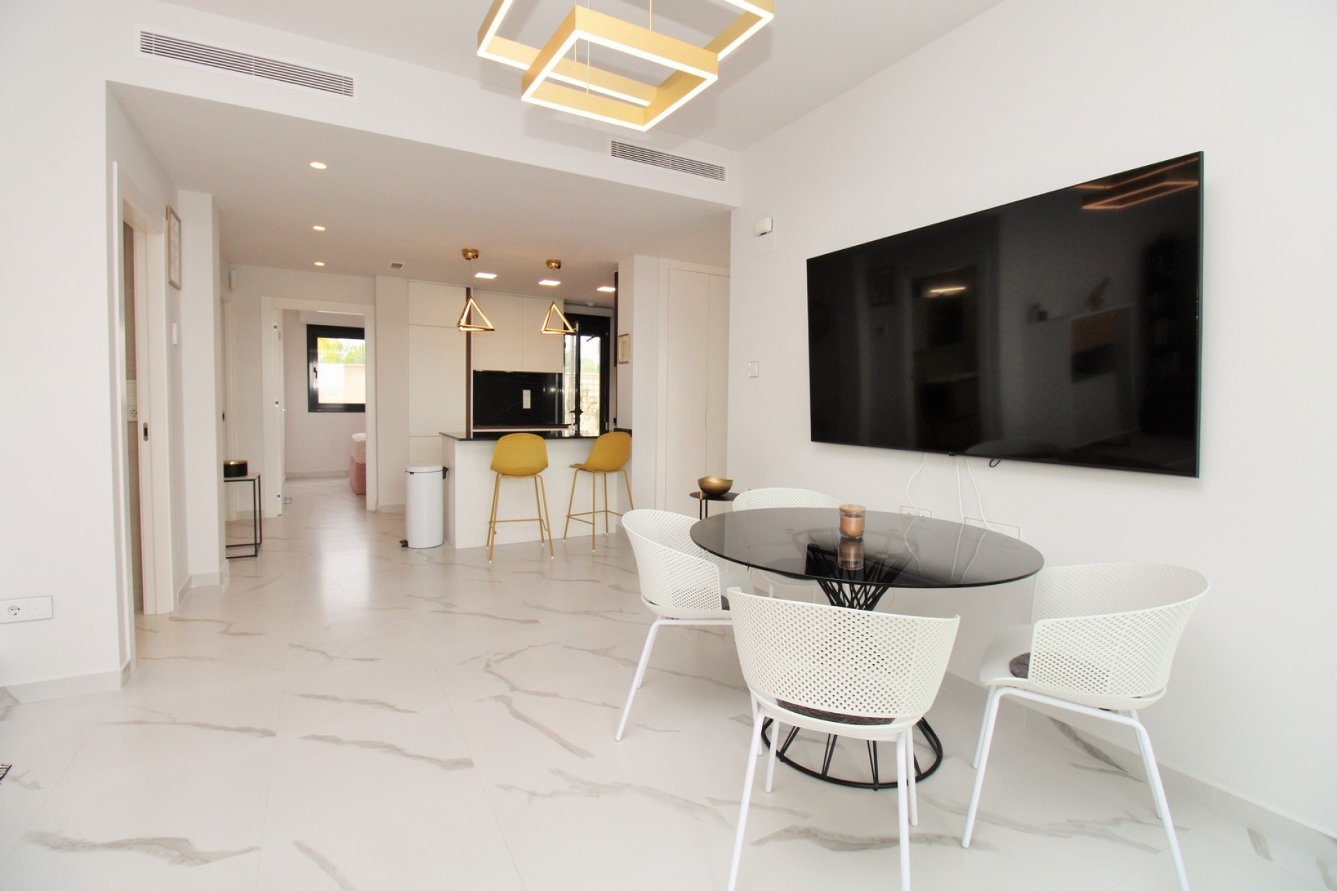 Herverkoop - Appartement / Flat -
San Miguel de Salinas