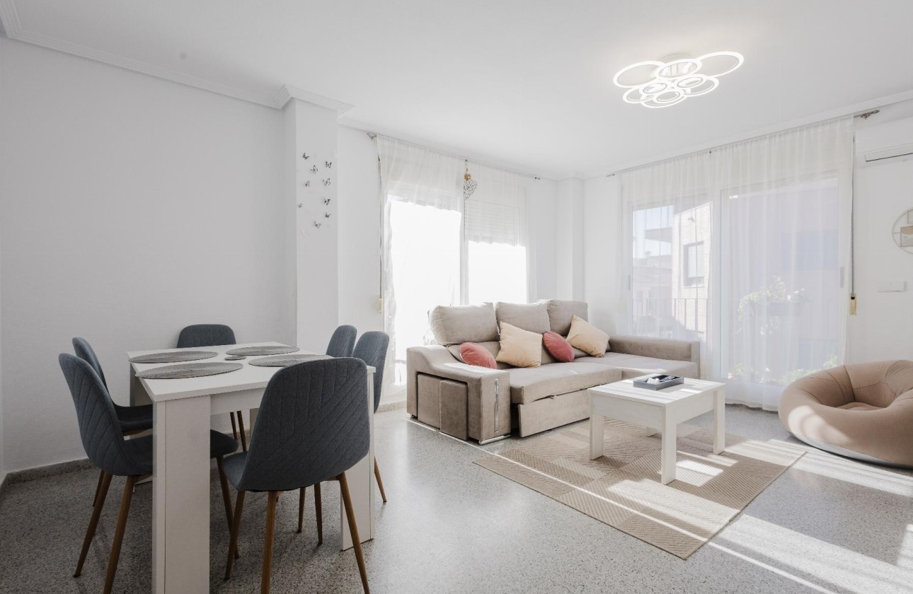 Herverkoop - Appartement / Flat -
San Miguel de Salinas