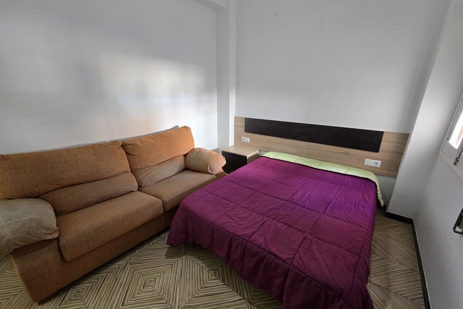 Herverkoop - Appartement / Flat -
SAX