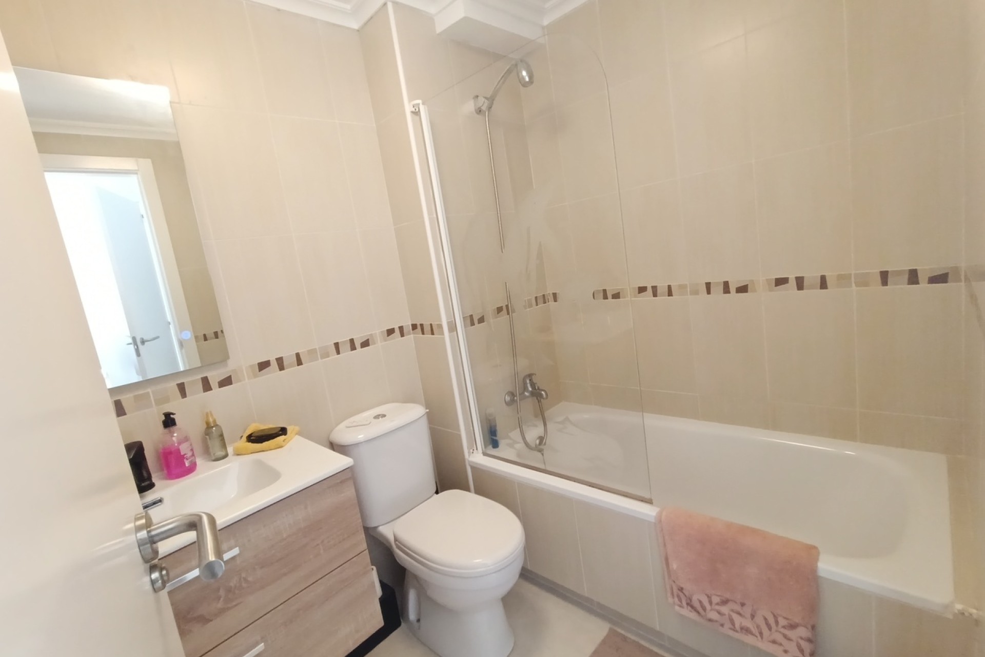 Herverkoop - Appartement / Flat -
Sucina