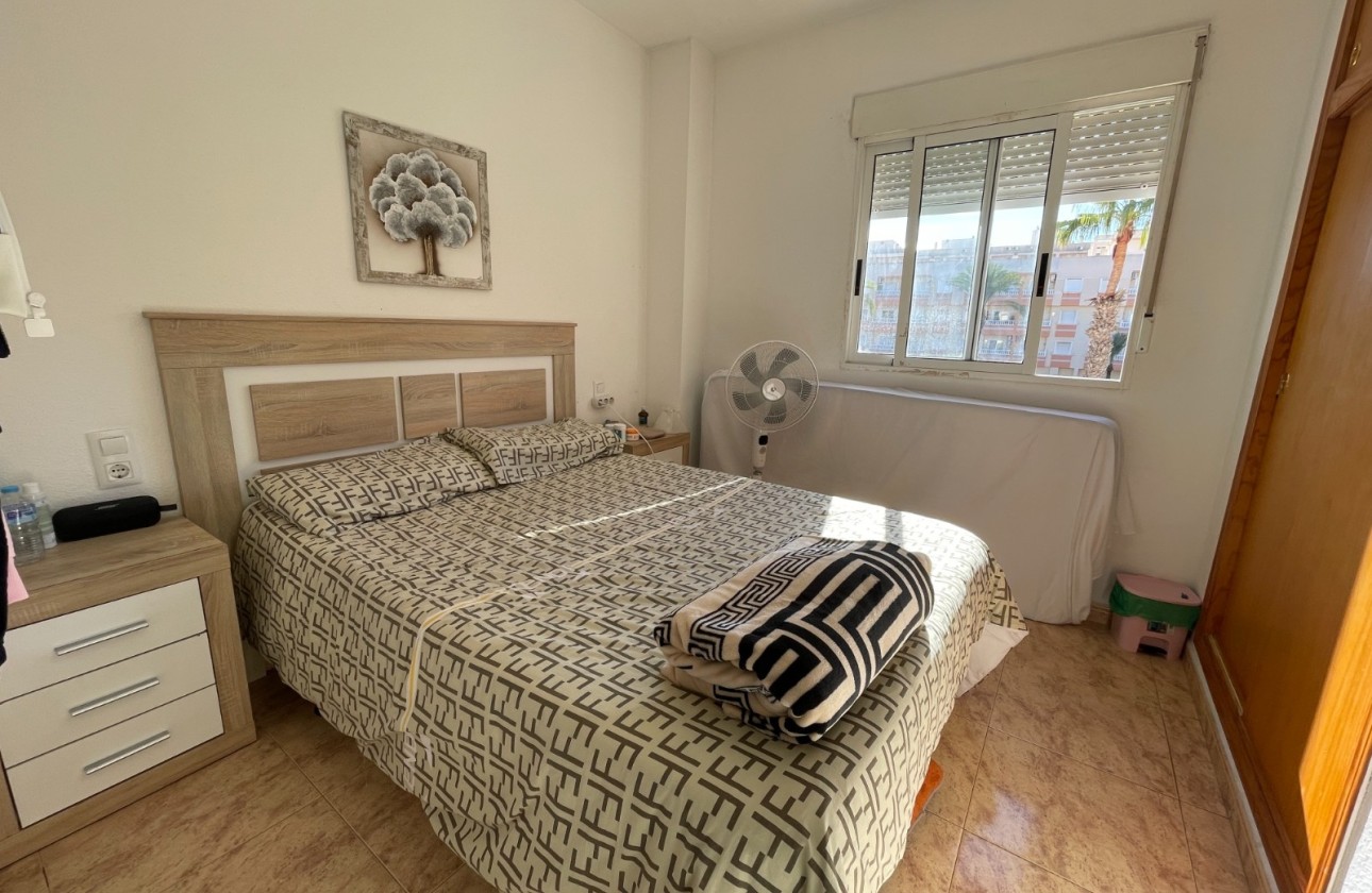 Herverkoop - Appartement / Flat -
Torrevieia - Comunidad Valenciana