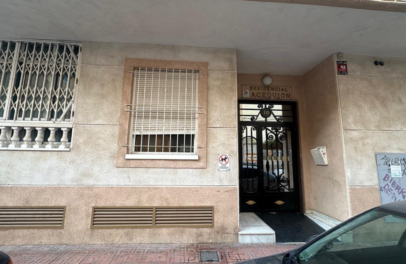 Herverkoop - Appartement / Flat -
Torrevieja - Acequion