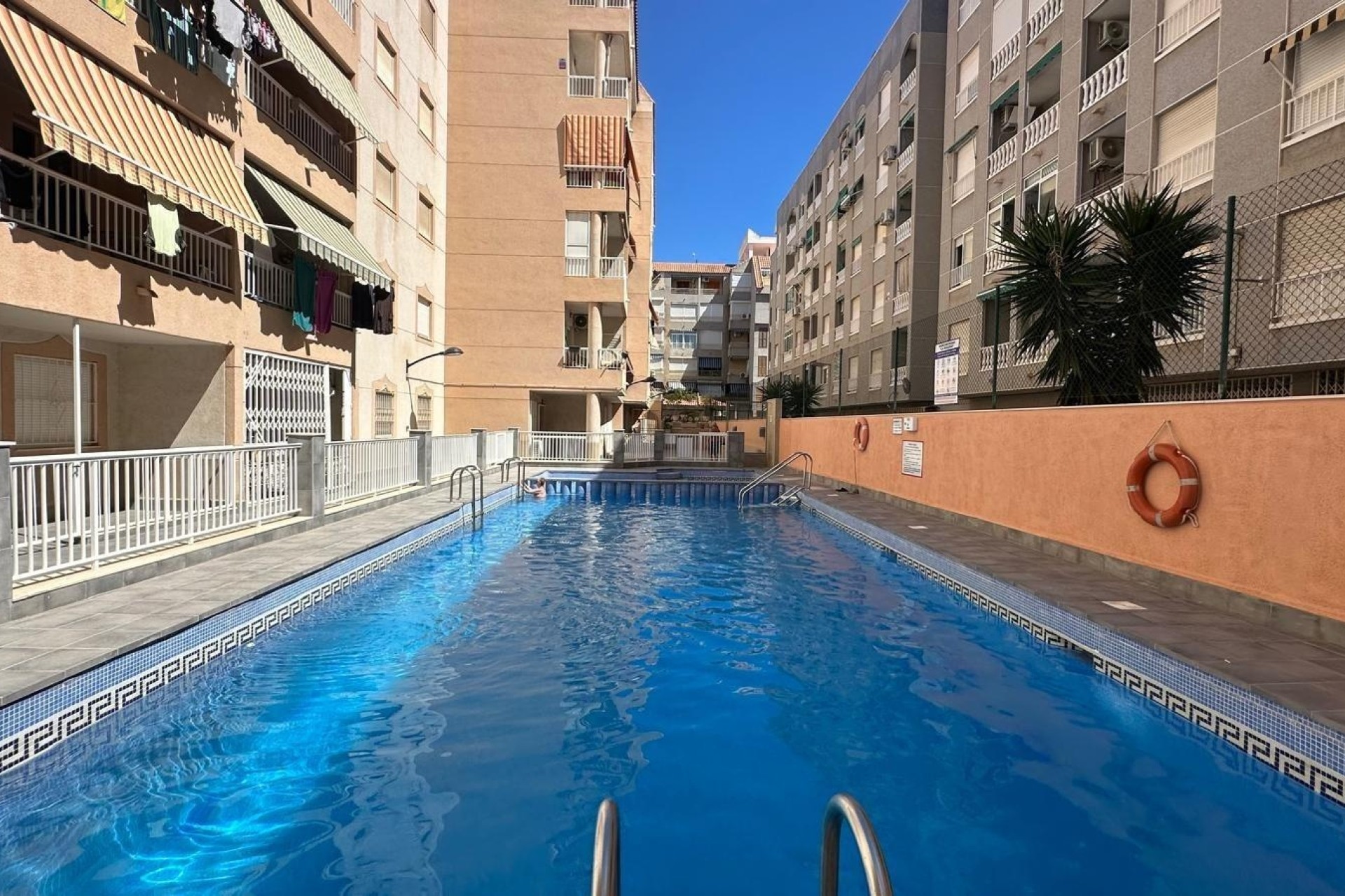 Herverkoop - Appartement / Flat -
Torrevieja - Acequion