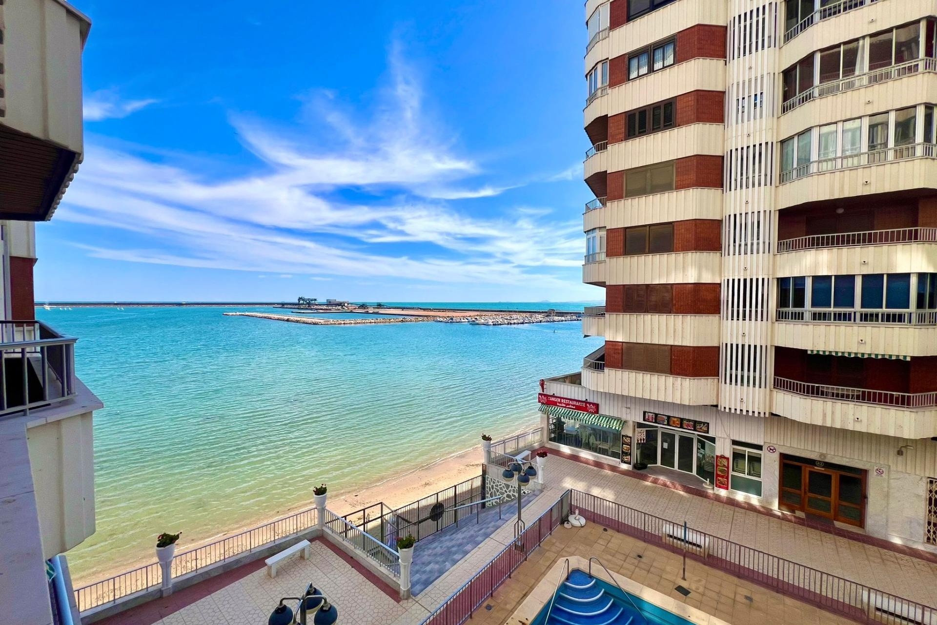 Herverkoop - Appartement / Flat -
Torrevieja - Acequion