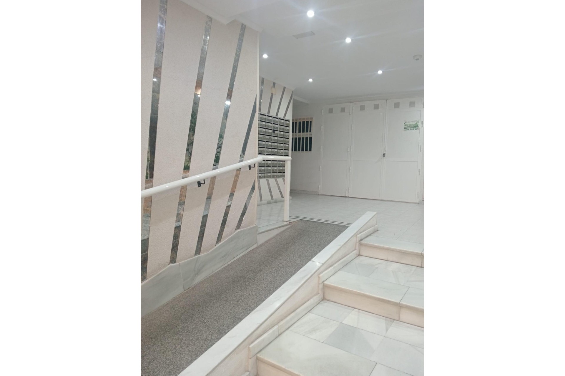 Herverkoop - Appartement / Flat -
Torrevieja - Acequion