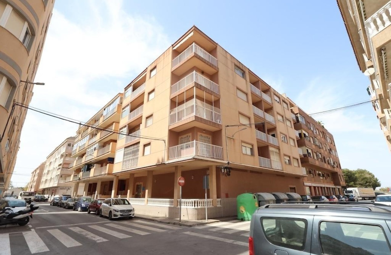 Herverkoop - Appartement / Flat -
Torrevieja - Acequion