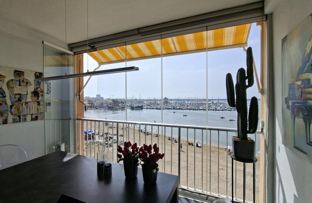 Herverkoop - Appartement / Flat -
Torrevieja - Acequion