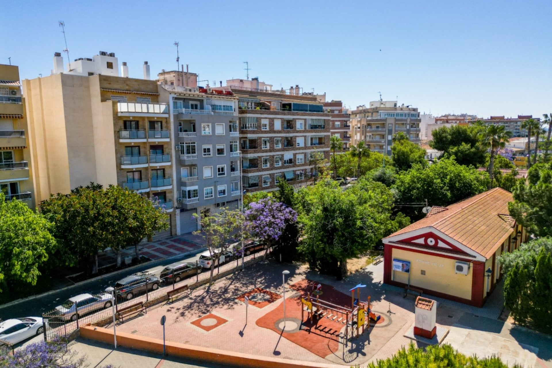 Herverkoop - Appartement / Flat -
Torrevieja - Acequion