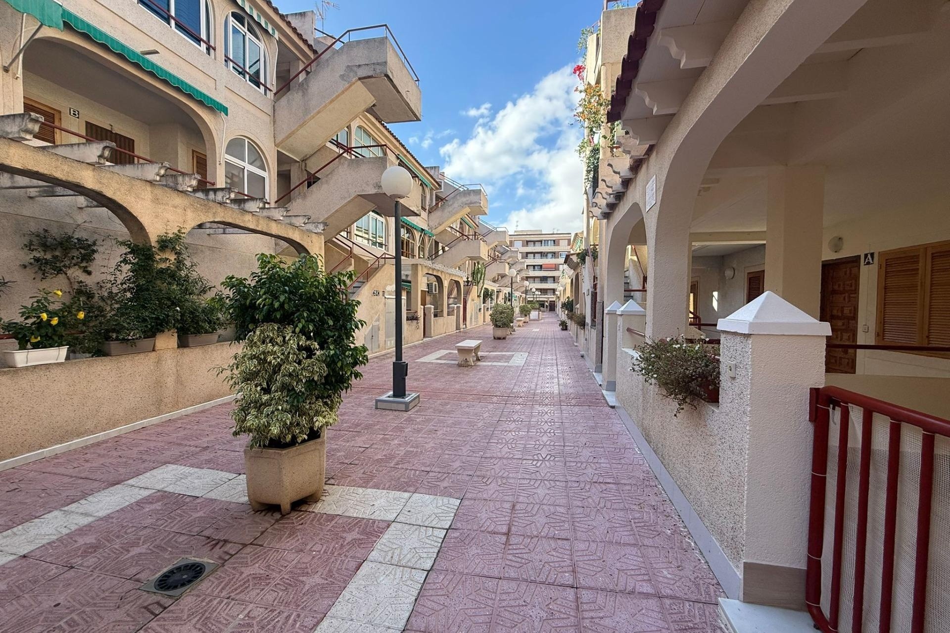 Herverkoop - Appartement / Flat -
Torrevieja - Acequion