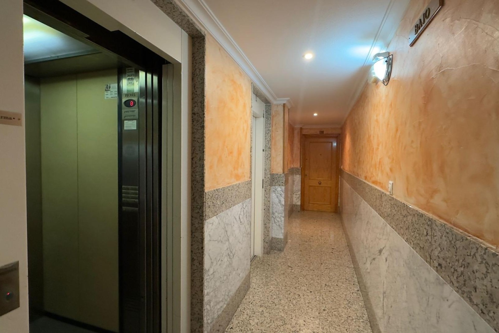 Herverkoop - Appartement / Flat -
Torrevieja - Acequion