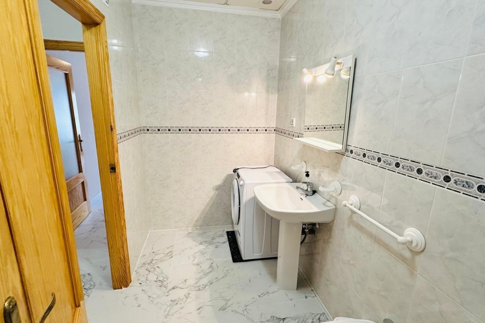 Herverkoop - Appartement / Flat -
Torrevieja - Acequion
