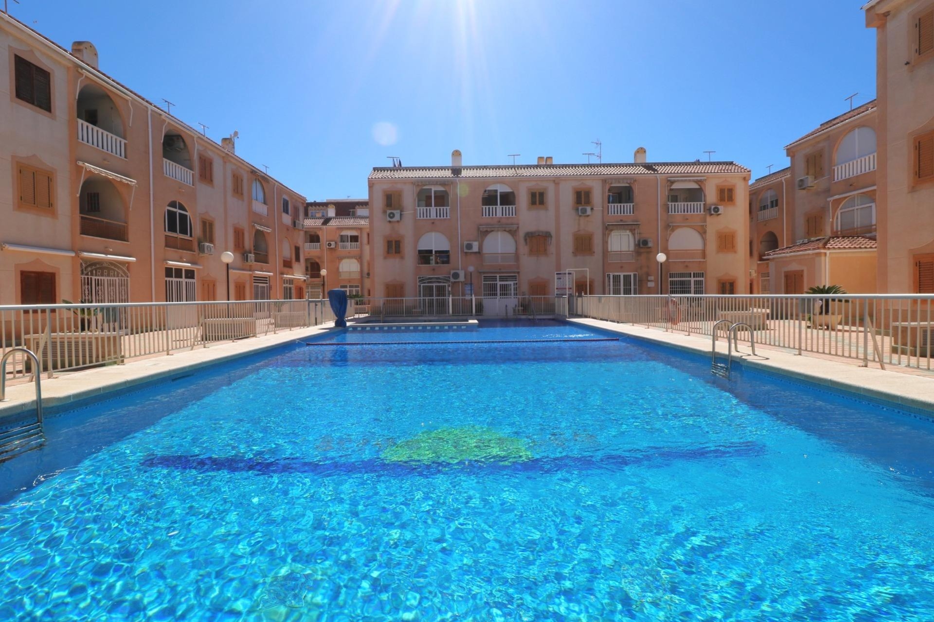 Herverkoop - Appartement / Flat -
Torrevieja - Acequion