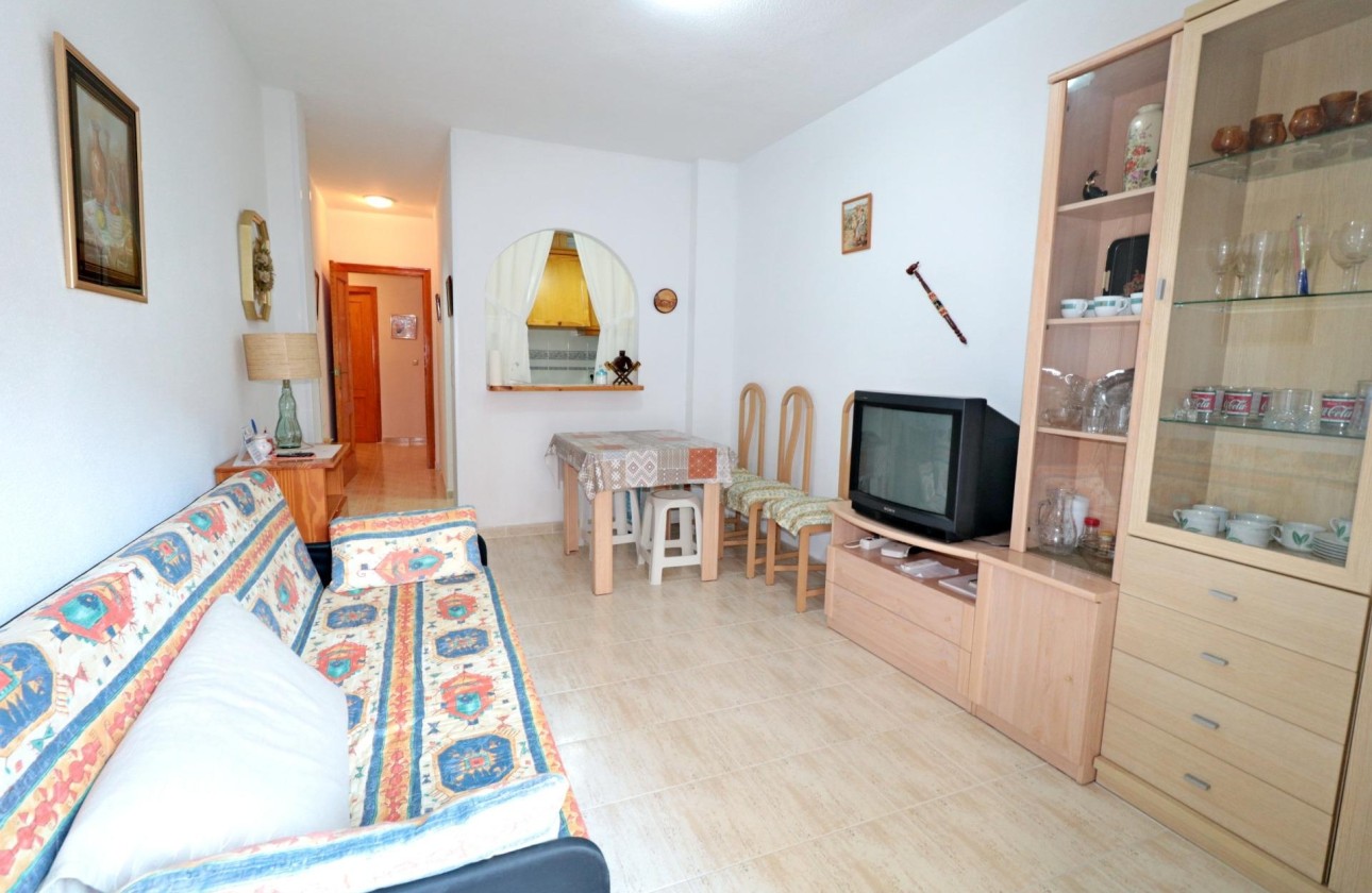 Herverkoop - Appartement / Flat -
Torrevieja - Acequion
