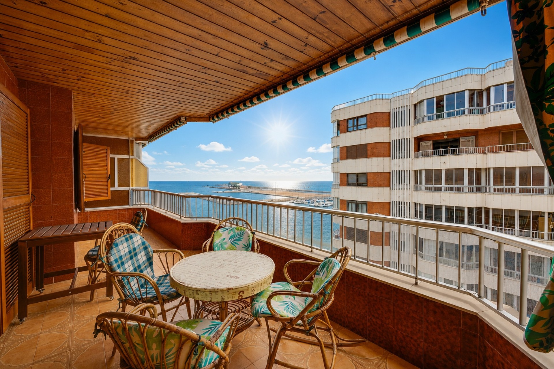 Herverkoop - Appartement / Flat -
Torrevieja - Acequion
