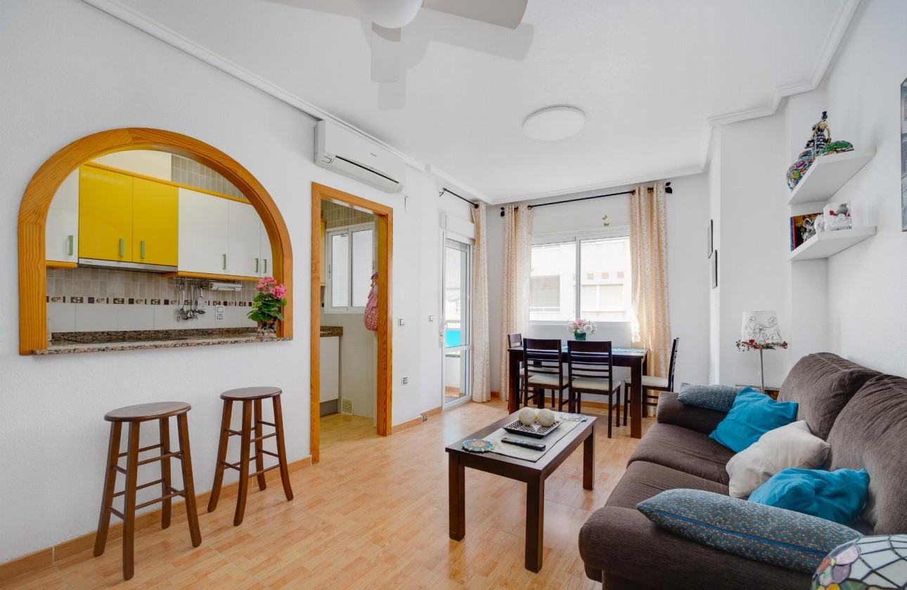 Herverkoop - Appartement / Flat -
Torrevieja - Acequion