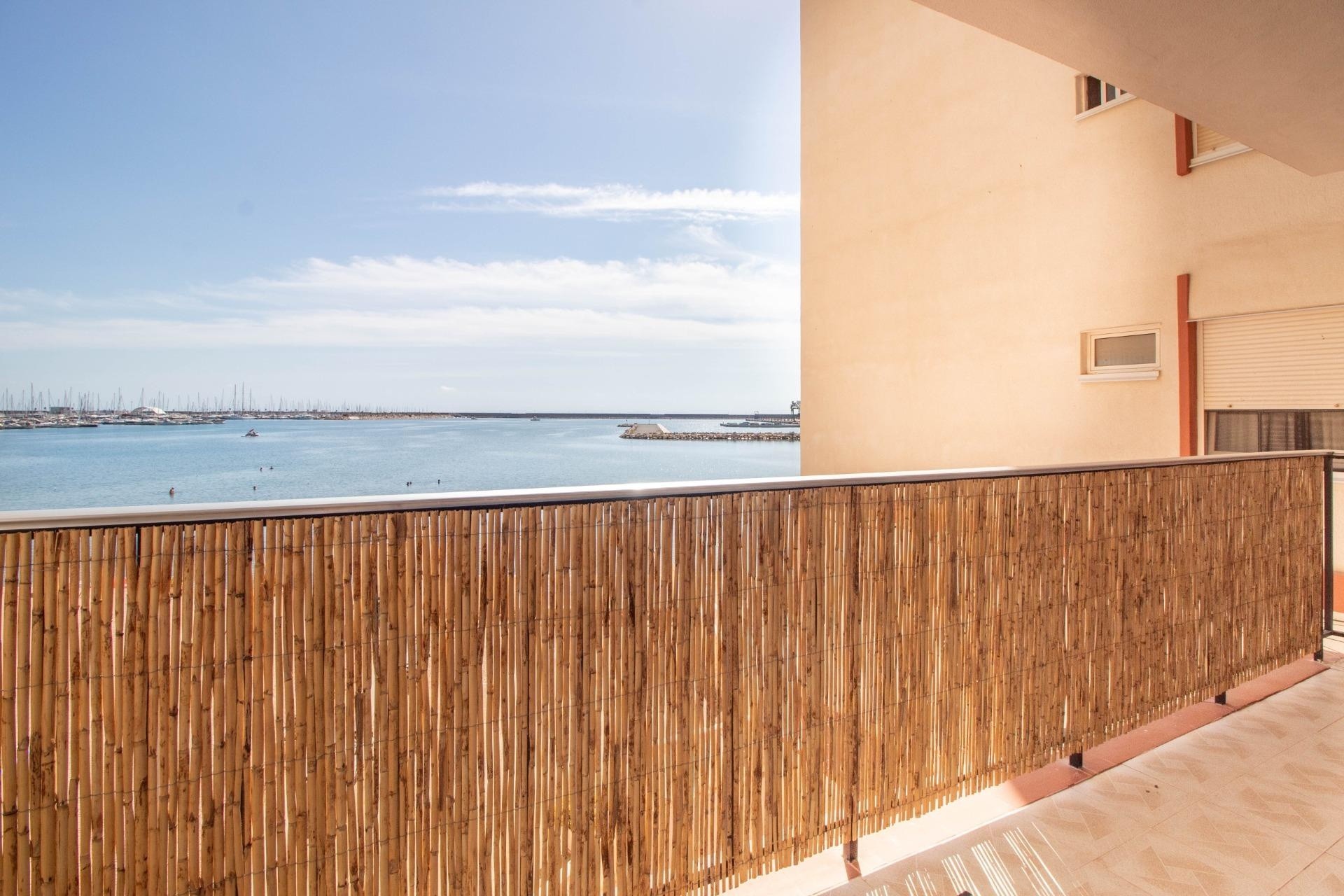 Herverkoop - Appartement / Flat -
Torrevieja - Acequion