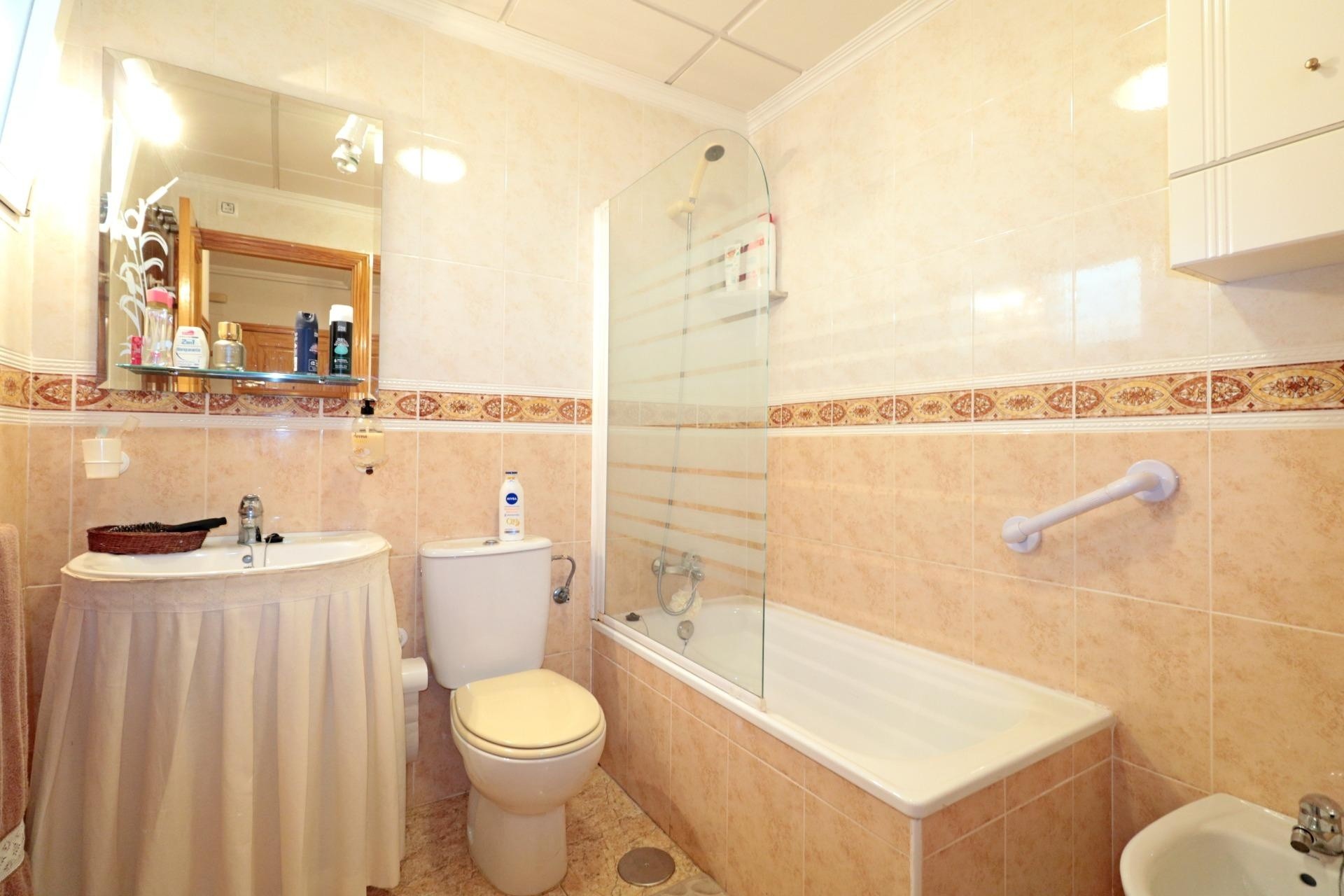 Herverkoop - Appartement / Flat -
Torrevieja - Acequion