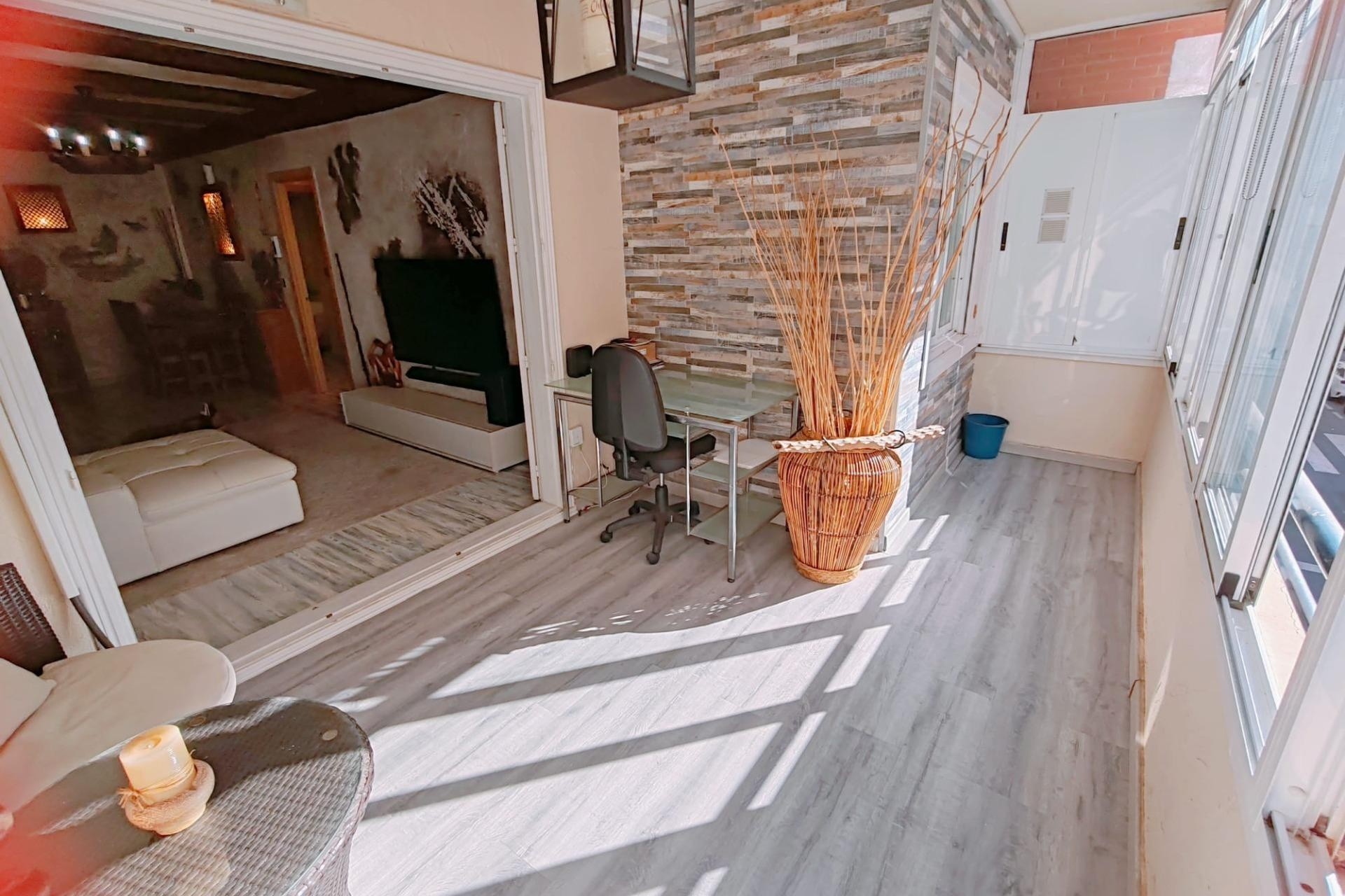 Herverkoop - Appartement / Flat -
Torrevieja - Acequion