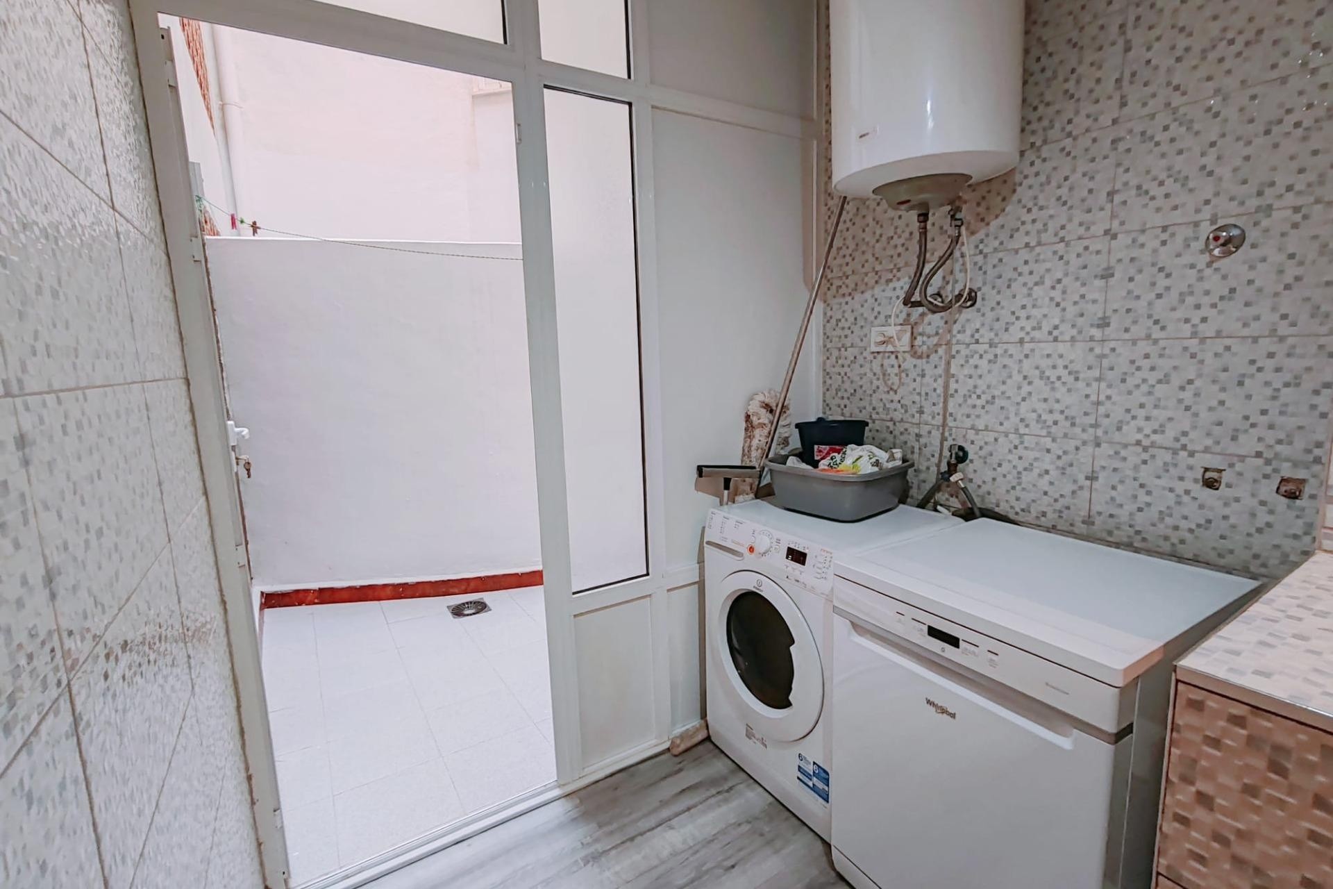 Herverkoop - Appartement / Flat -
Torrevieja - Acequion