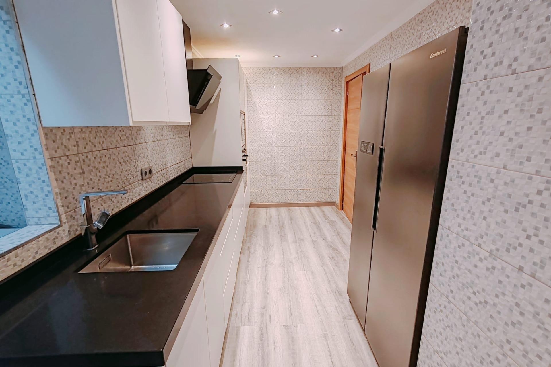 Herverkoop - Appartement / Flat -
Torrevieja - Acequion