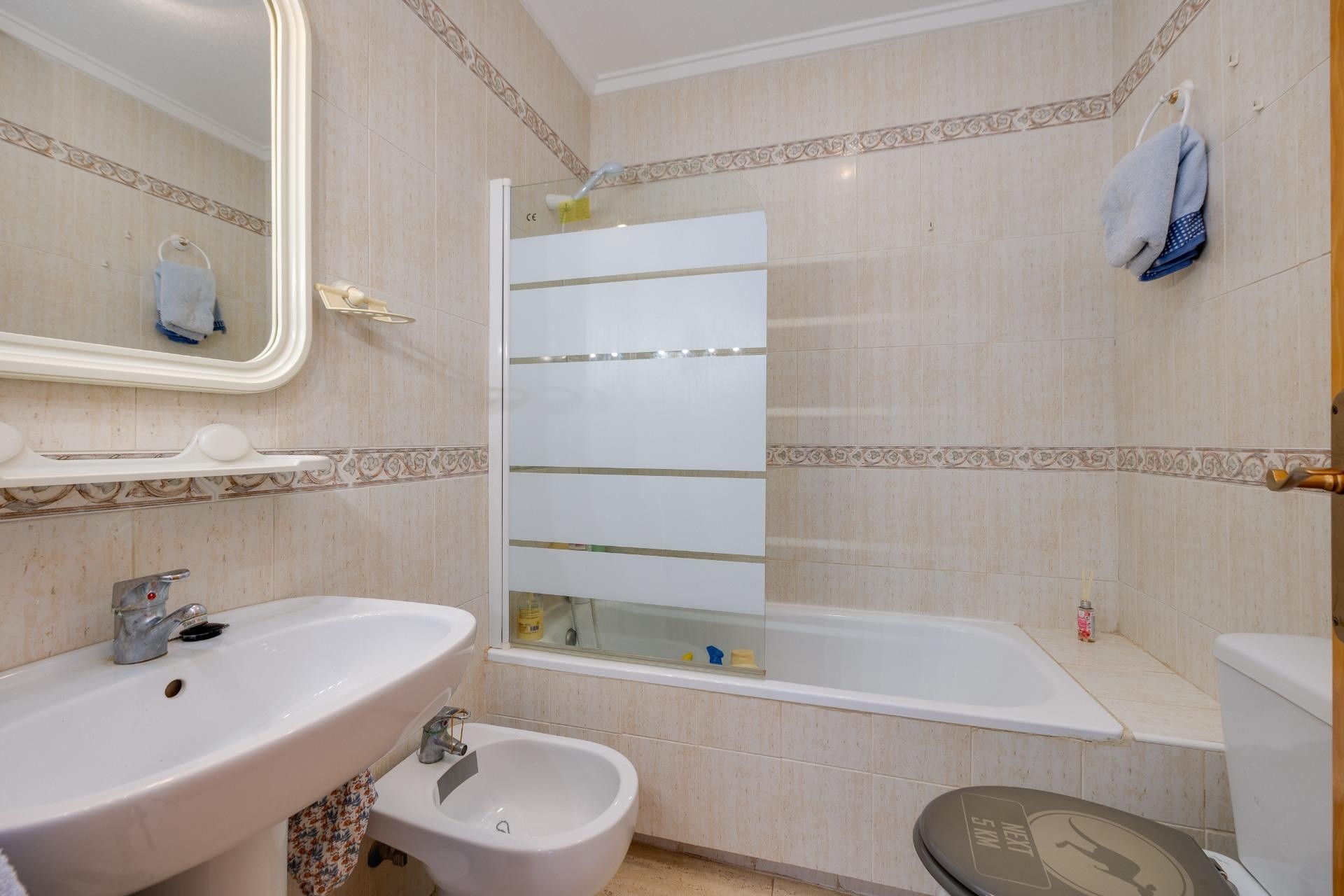 Herverkoop - Appartement / Flat -
Torrevieja - Aguas Nuevas