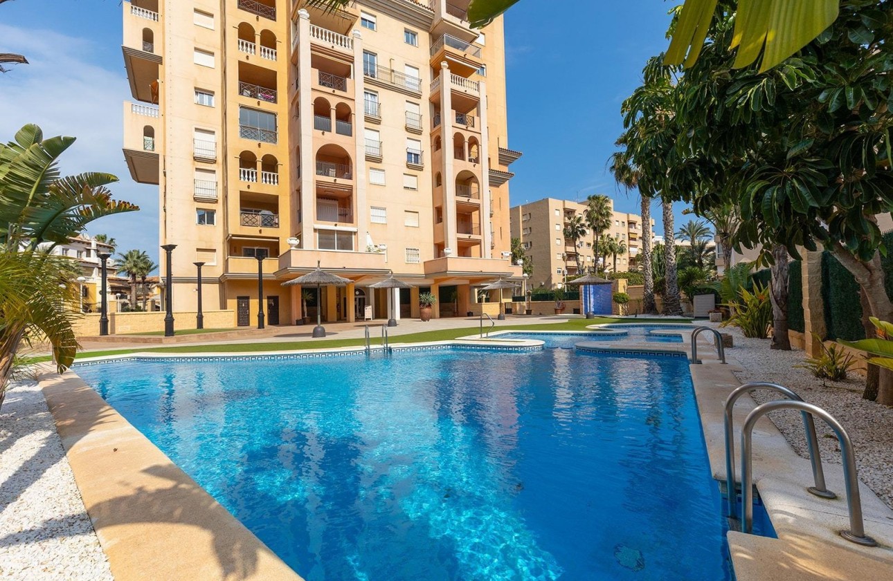 Herverkoop - Appartement / Flat -
Torrevieja - Aldea del mar