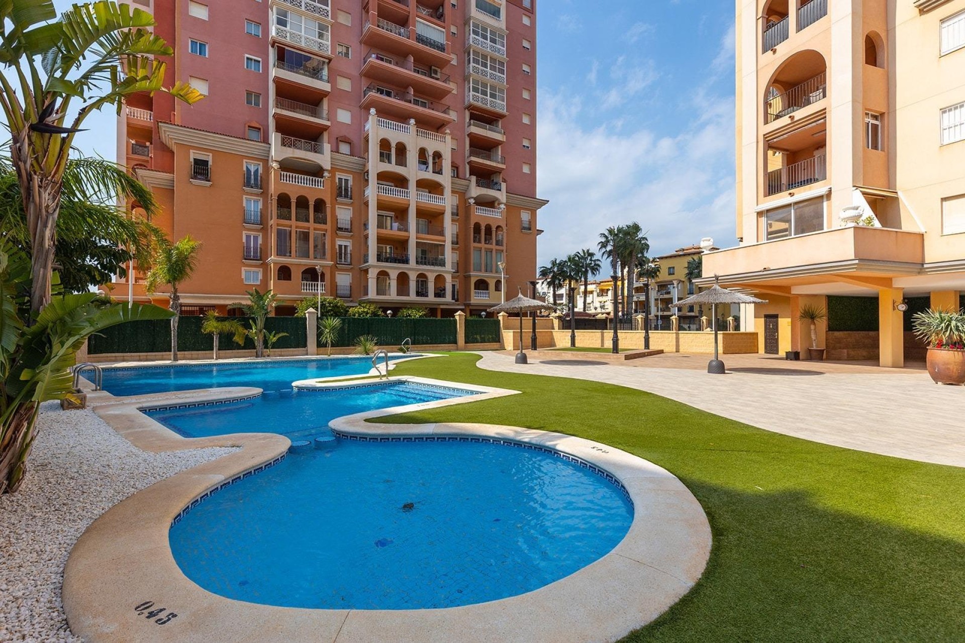 Herverkoop - Appartement / Flat -
Torrevieja - Aldea del mar