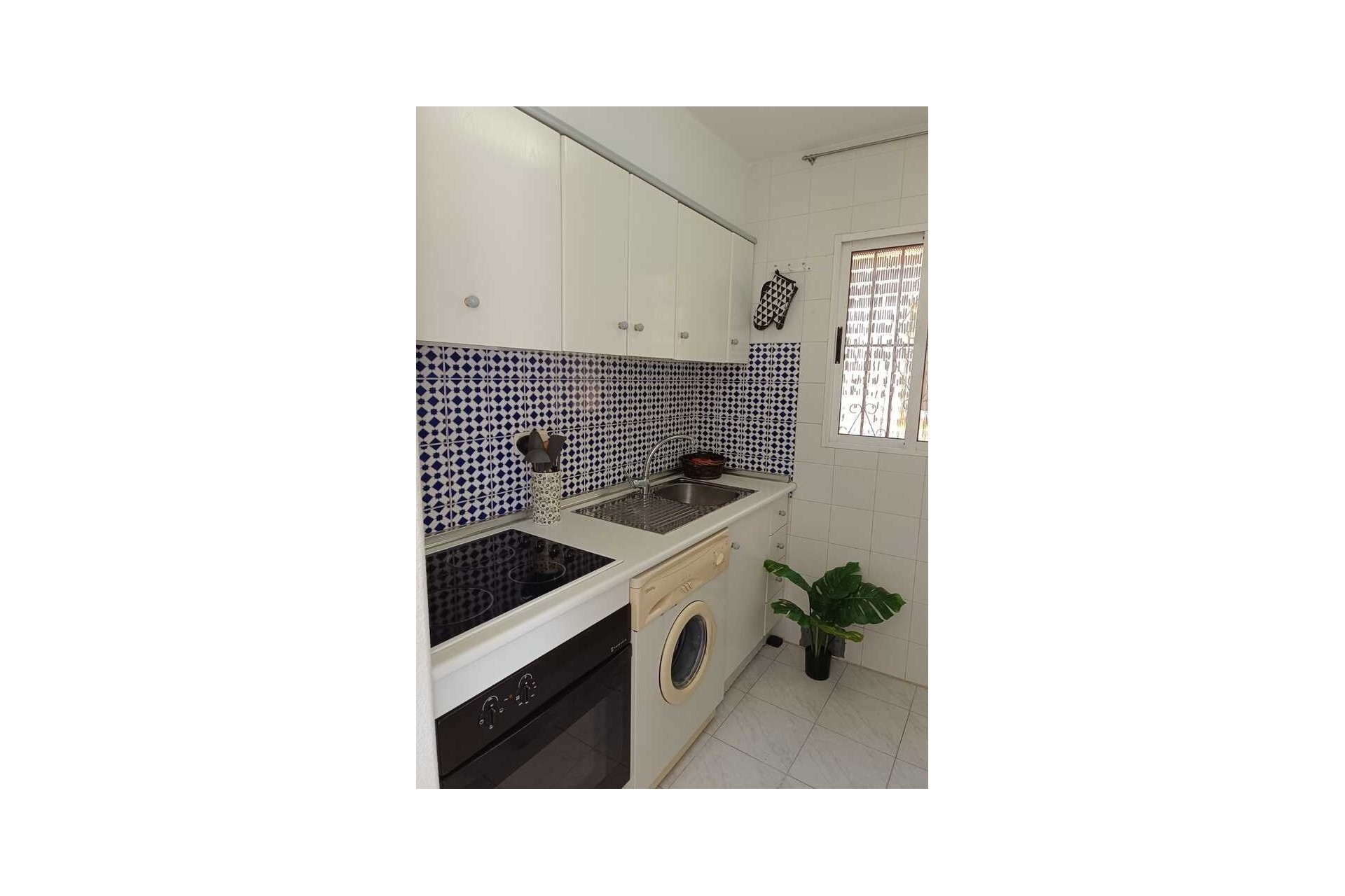 Herverkoop - Appartement / Flat -
Torrevieja - Auguas Neuvas
