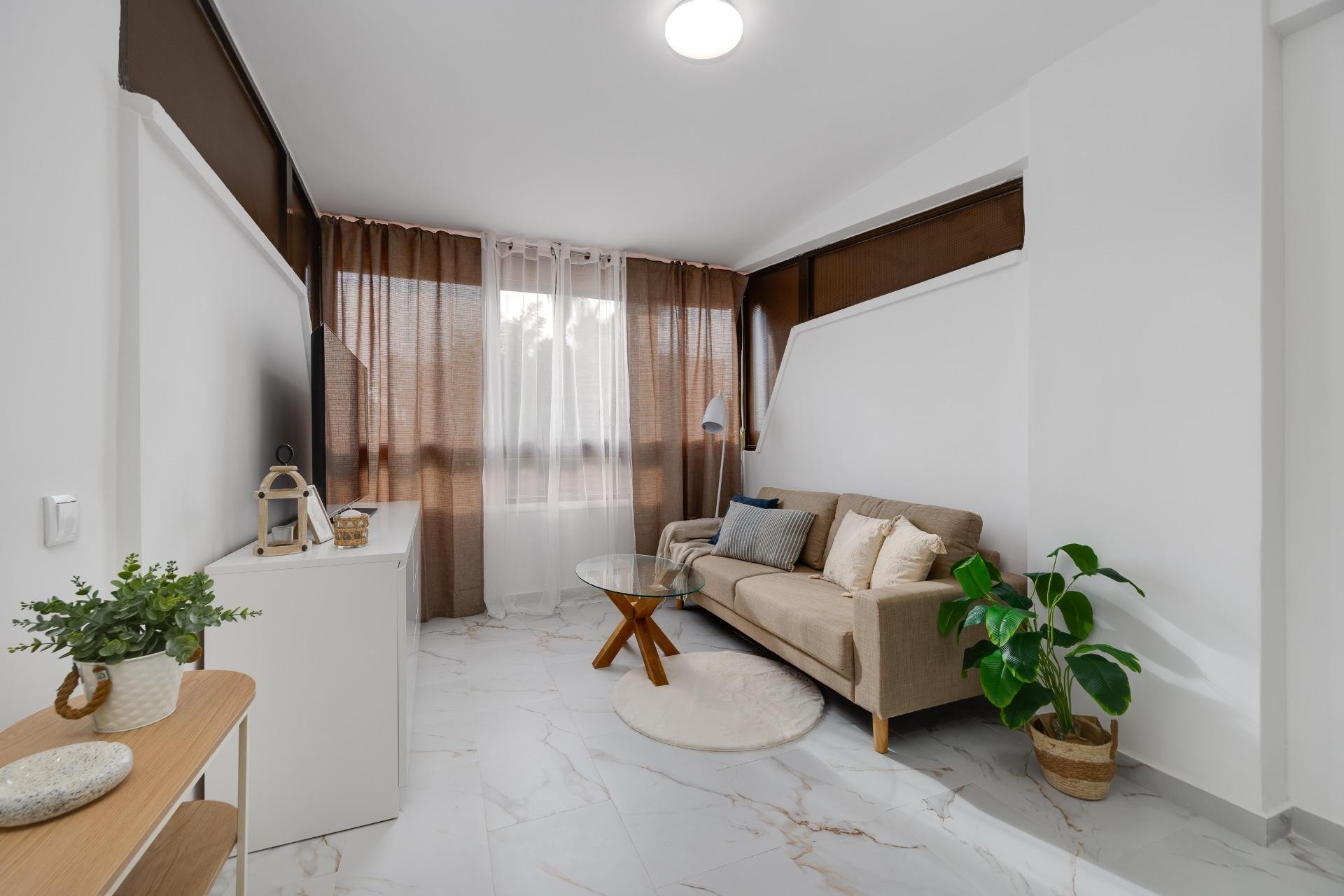 Herverkoop - Appartement / Flat -
Torrevieja - Cabo cervera