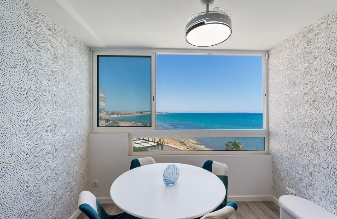 Herverkoop - Appartement / Flat -
Torrevieja - Cabo cervera
