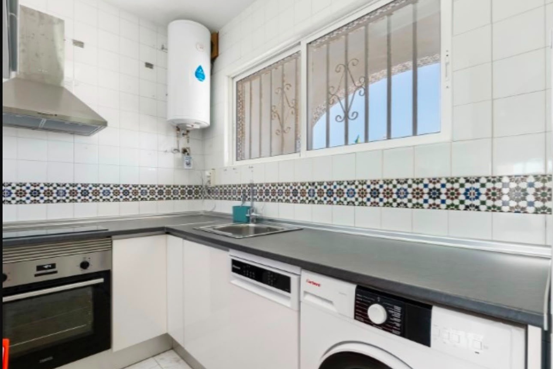 Herverkoop - Appartement / Flat -
Torrevieja - Calas blanca